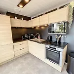 샬레 - 6 Pers. - Piscine Chauffee - Terrasse Privative - Proche Et Commerces - Fr-1-361-470