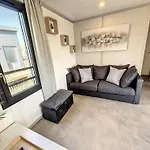 - 6 Pers. - Piscine Chauffee - Terrasse Privative - Proche Et Commerces - Fr-1-361-470