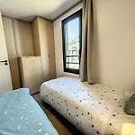 - 6 Pers. - Piscine Chauffee - Terrasse Privative - Proche Et Commerces - Fr-1-361-470 *