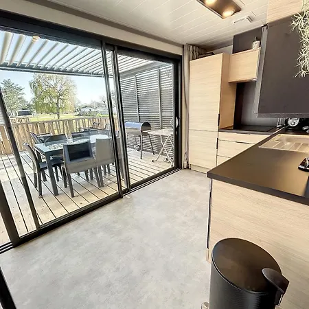 Chalet - 6 Pers. - Piscine Chauffée - Terrasse Privative - Proche Et Commerces - Fr-1-361-470