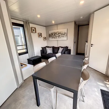 - 6 Pers. - Piscine Chauffee - Terrasse Privative - Proche Et Commerces - Fr-1-361-470