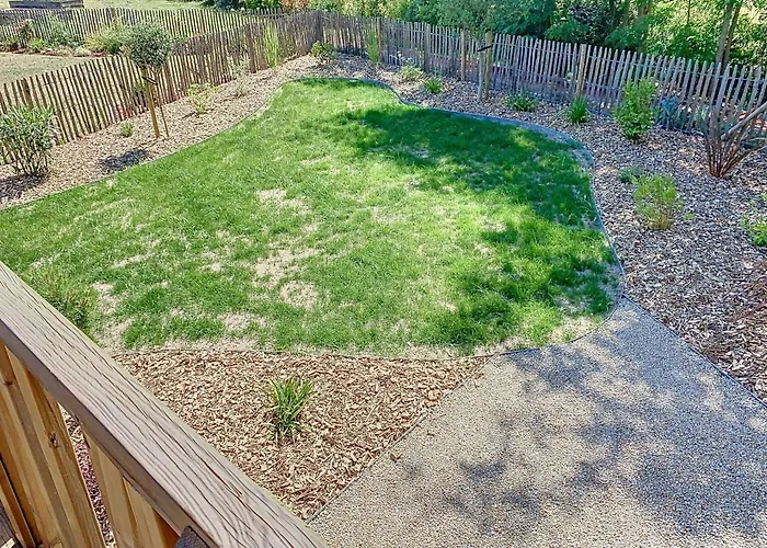 - 6 Pers. - Piscine Chauffee - Terrasse Privative - Proche Et Commerces - Fr-1-361-470 *